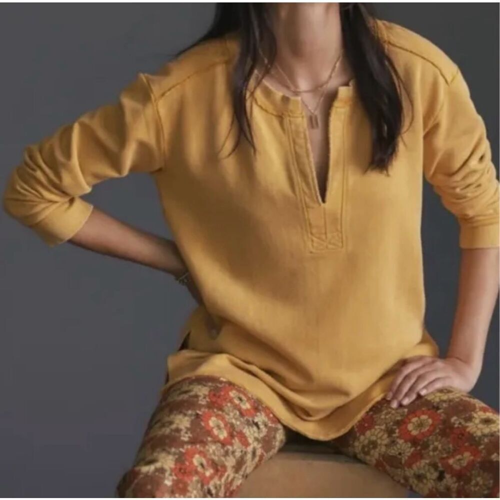 Pilcro by Anthropologie Large Distressed Long Sleeve Split Hem Tunic Top Gold